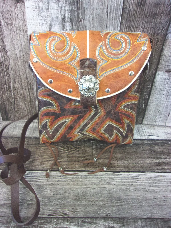 Seasonal Clearance Bags For Summer, Winter, Etc. Small Cowboy Boot Purse sm273