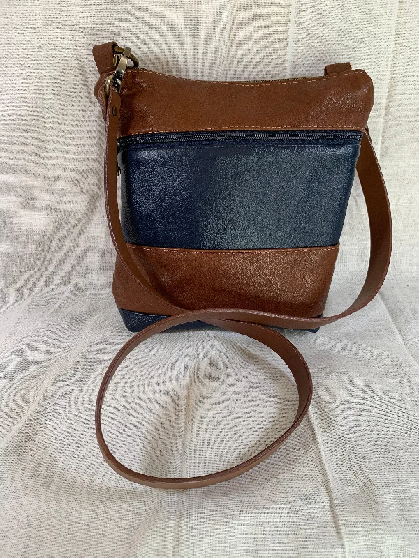 Find Your Unique Flair Cognac and navy blue classic striped all leather crossbody.