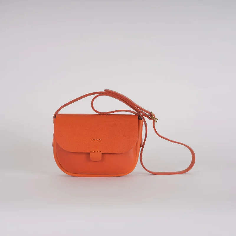 Imeless Style Kate Sheridan Mandarin Orbed Tab Bag