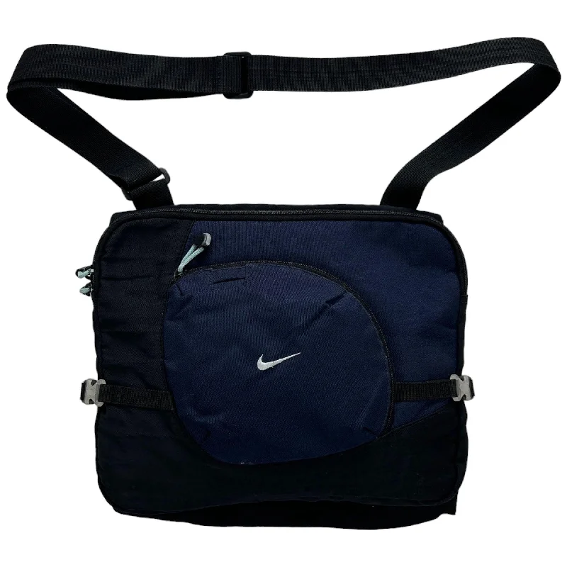 Fashion Frontiers Vintage Nike Cross Body Bag