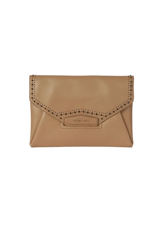 Discounted Designer Bags On Sale ANTIGONA ENVELOPE CLUTCH