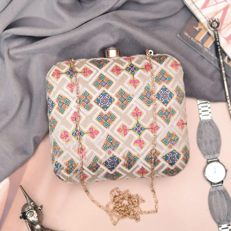 Trendy Festival Bags With Limited-Time Offers Multi-color Symmetrical Clutch