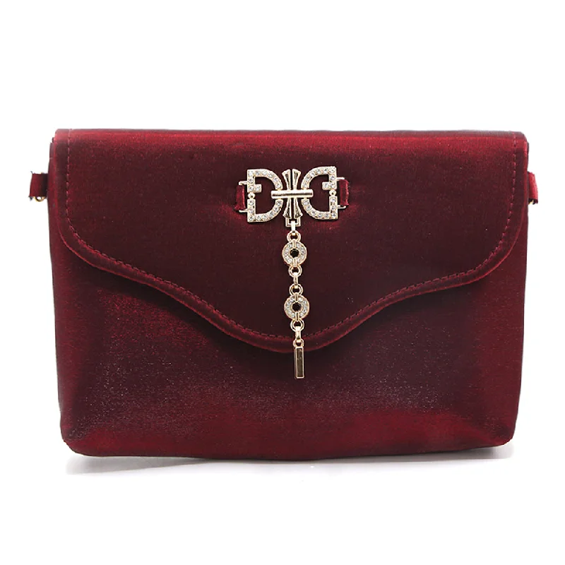 Bags For Urban And Trendy Looks Women's Clutch - Maroon