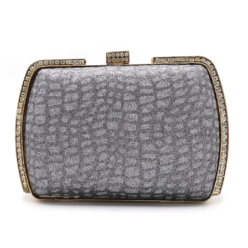 Trendy Bags For Women And Men In 2025 Women's Fancy Clutch - Silver