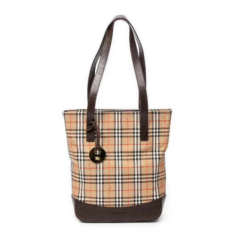 Trendy And Discounted Designer Handbags Burberrys Vertical Tote