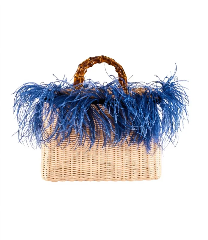 Trendy Bags For Women And Men In 2025 Cayuna Bag In Natural/blue Feathers