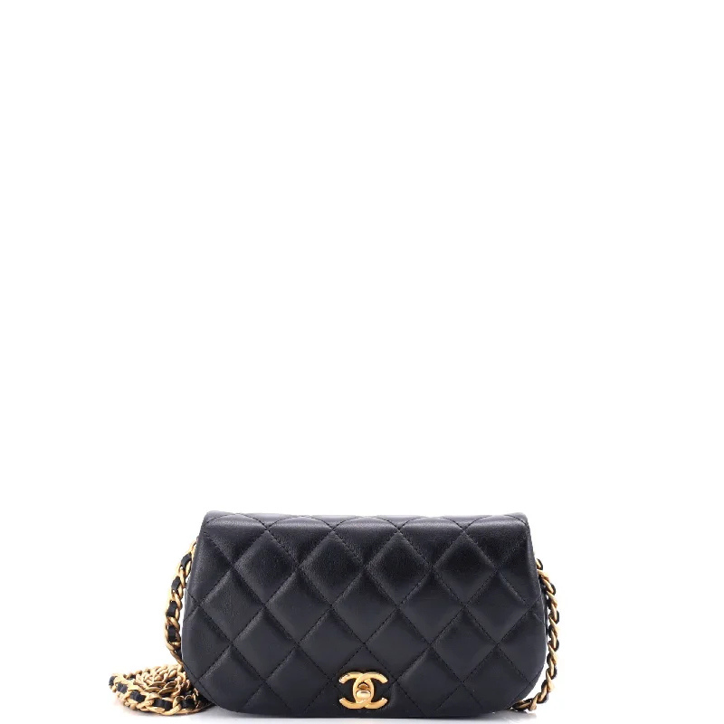 Minimalist Leather Bag For Modern Aesthetics Coco Mail Clutch with Chain Quilted Calfskin