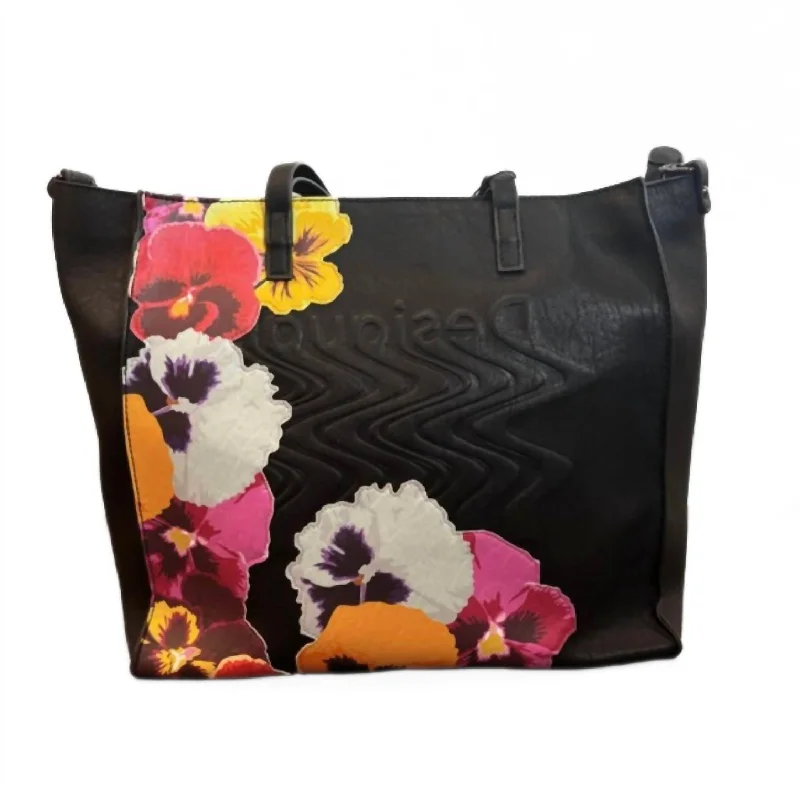 Rustic Bags For Outdoor And Nature-Inspired Looks Floral Handbag In Black Multi