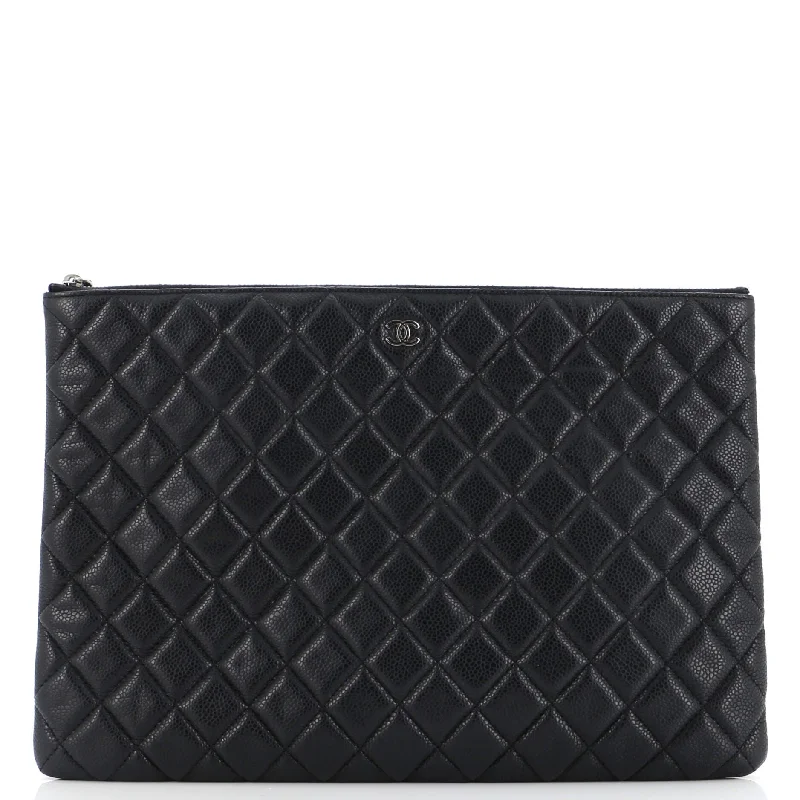 Luxury Bags On Sale O Case Clutch Quilted Caviar Large