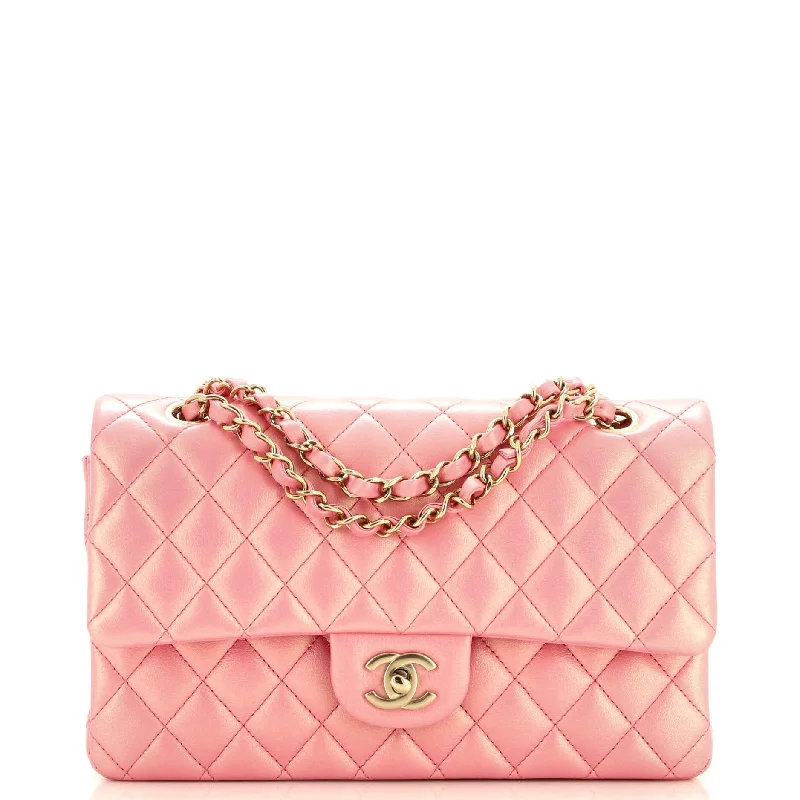 Modern And Limited-Time Offer Bags Classic Double Flap Bag Quilted Iridescent Lambskin Medium